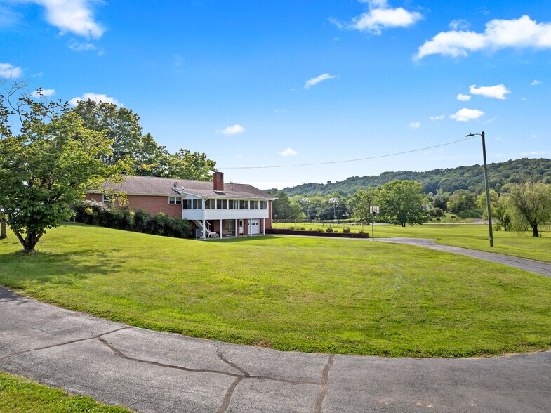 More Photos Of 3320 Bakertown Rd, Knoxville Multifamily For Sale