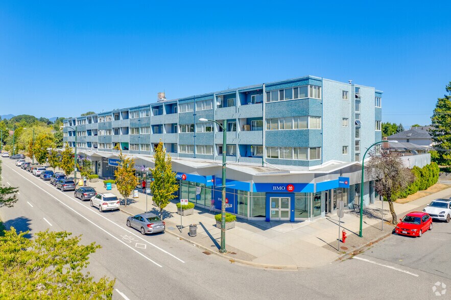 More Photos Of 494 W 39th Ave, Vancouver Office For Sale