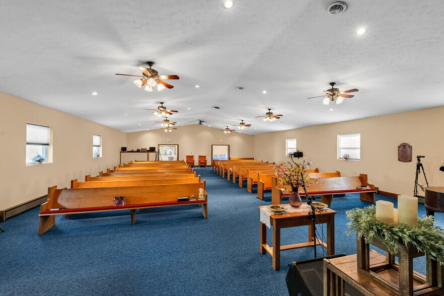More Photos Of 9564 Hazelton-Etna SW Rd, Pataskala Religious Facility For Sale