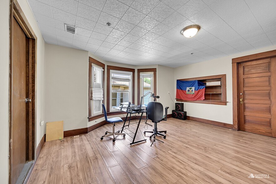 More Photos Of 1605 11th Ave, Greeley Apartments For Sale