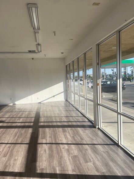 More Photos Of 16438-16460 S Cambridge Dr, Lathrop General Retail For Lease