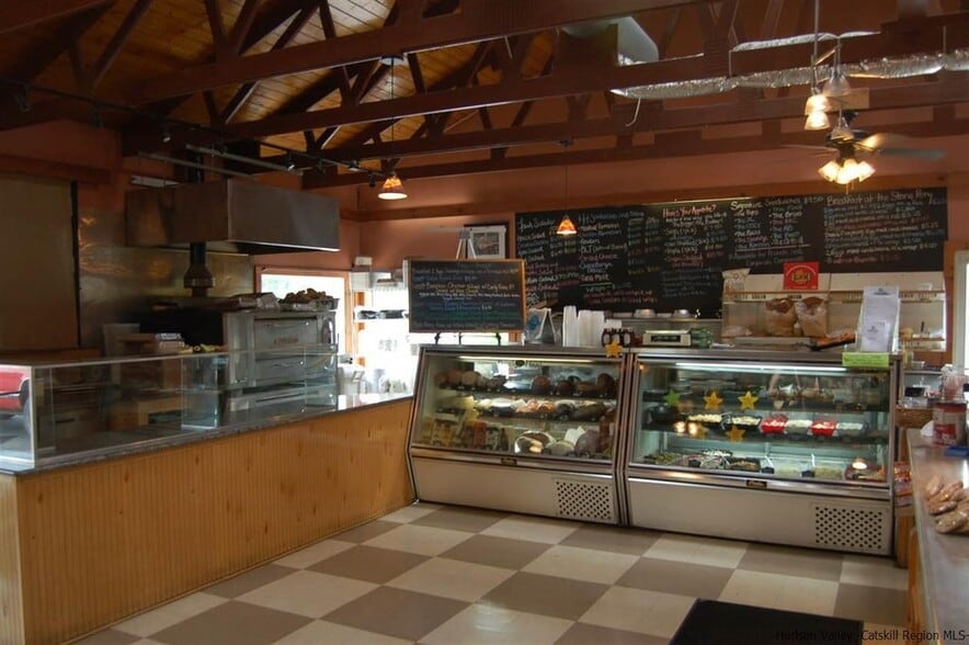 More Photos Of 963 Kings Hwy, Saugerties Restaurant For Sale