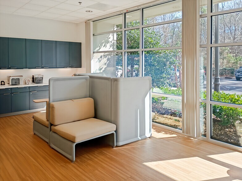 More Photos Of 15000 Weston Pky, Cary Coworking Space