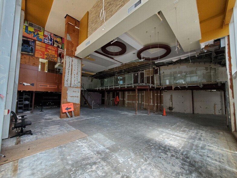 More Photos Of 50 Biscayne Blvd, Miami Multifamily For Sale