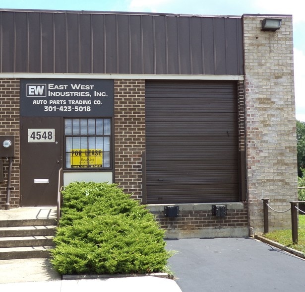More Photos Of 4544 Beech Rd, Temple Hills Warehouse For Lease