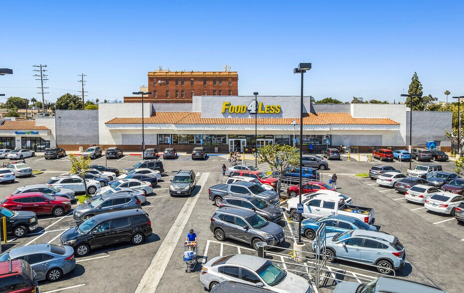 Primary Photo Of 6900-7100 S Santa Fe Ave, Huntington Park Unknown For Lease
