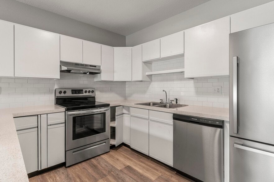 More Photos Of 2122 28th Ave, Greeley Apartments For Sale