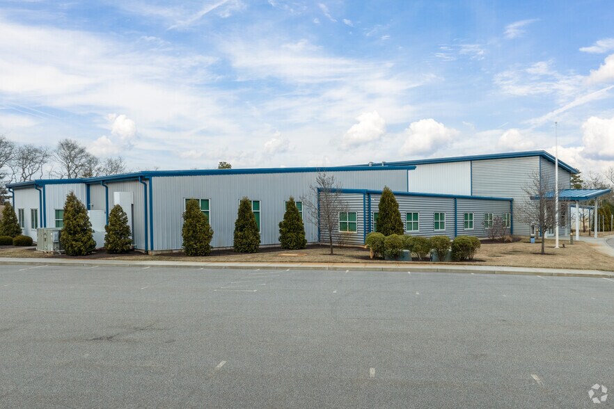 Primary Photo Of 7 Technology Park Dr, Bourne Office For Lease