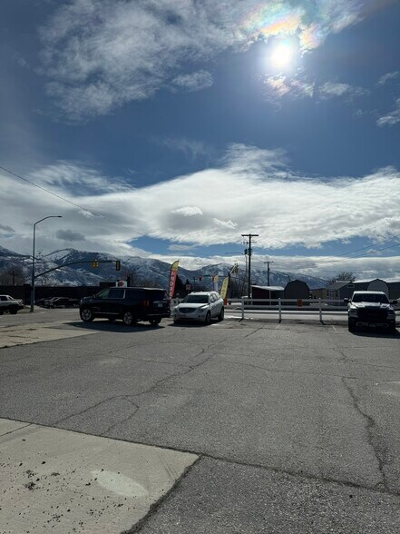 More Photos Of 608 S Main St, Layton Industrial For Sale