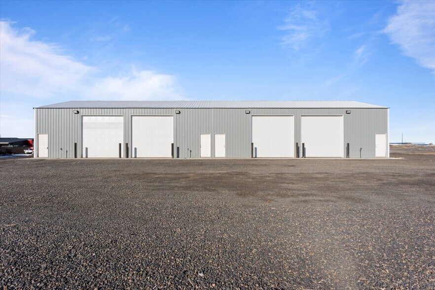 More Photos Of 221 Hamilton Rd, Moses Lake Warehouse For Lease