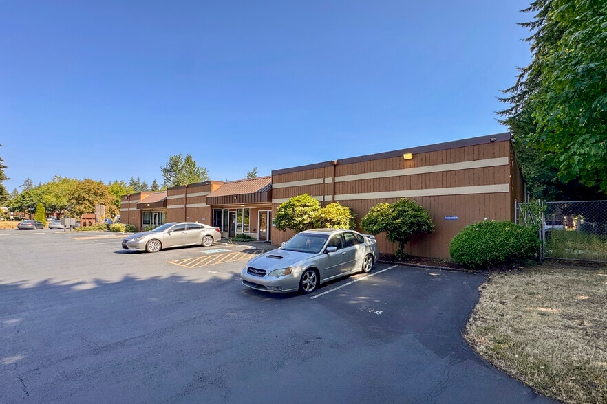 More Photos Of 5707 Lacey Blvd, Lacey Unknown For Lease