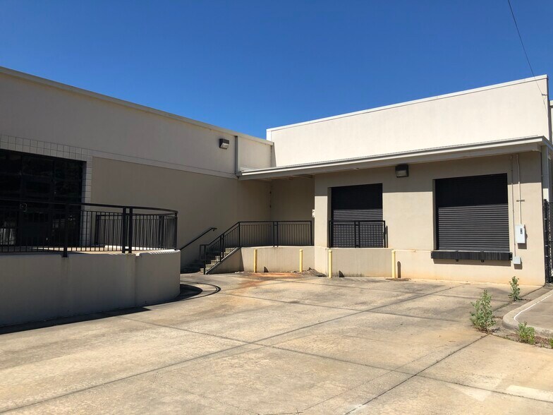 More Photos Of 2825 Reynolda Rd, Winston-Salem Health Club For Sale