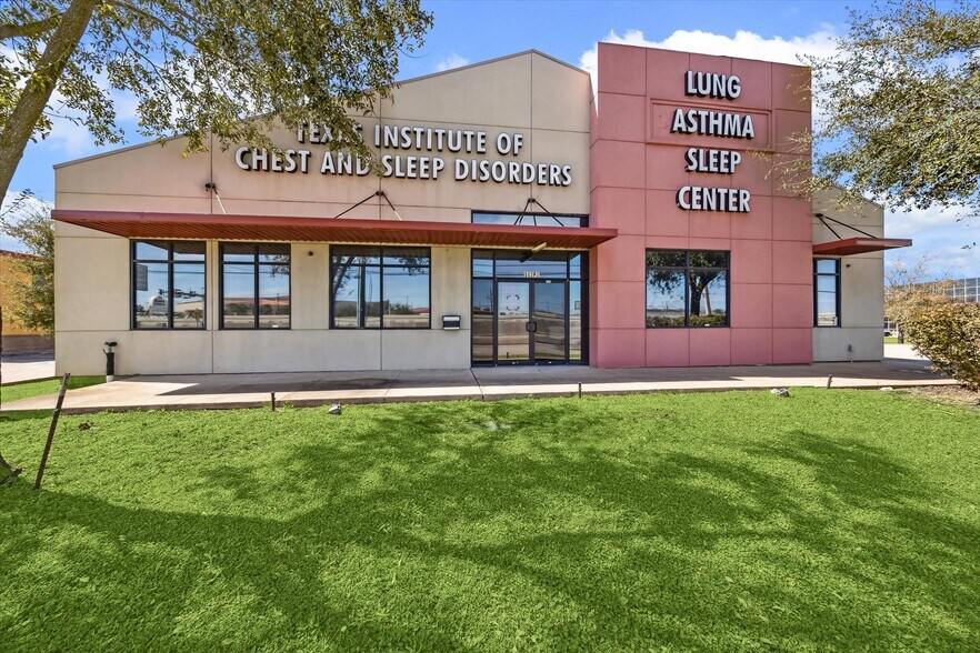 More Photos Of 14262 Gulf Fwy, Houston Medical For Lease