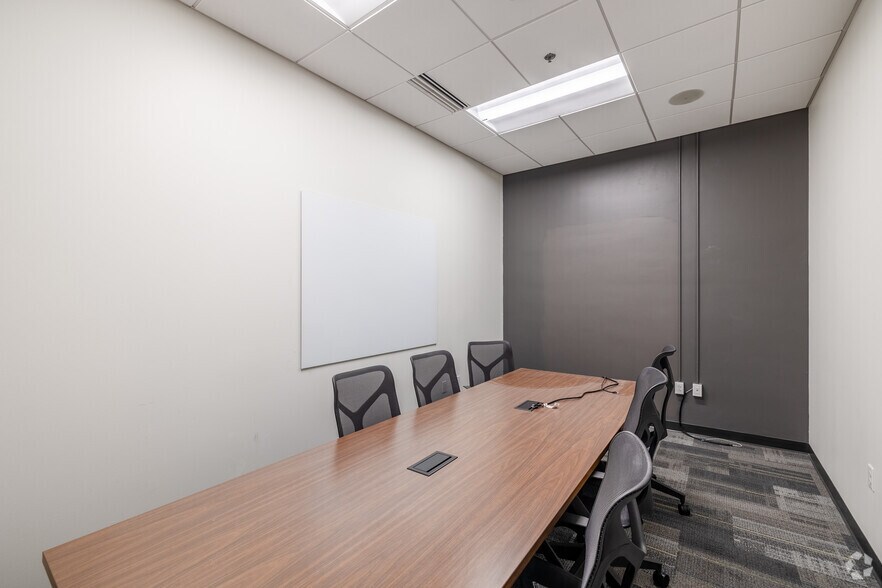 More Photos Of 3721 Tecport Dr, Harrisburg Office For Sale