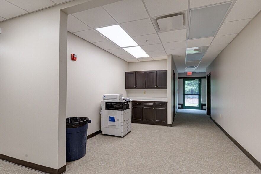 More Photos Of 1100 Brookstone Centre Pky, Columbus Office Residential For Sale