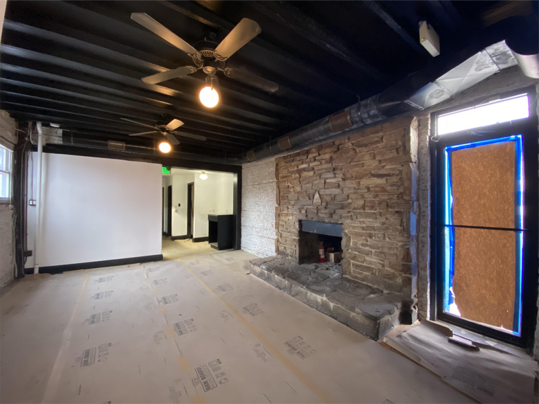 More Photos Of 300 W 30th St, Baltimore Restaurant For Sale