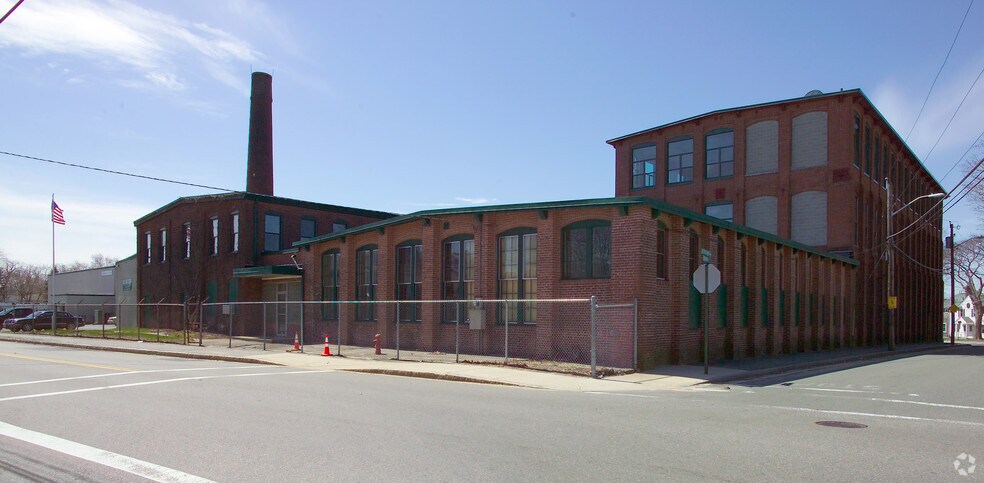 More Photos Of 506 N Warren Ave, Brockton Light Manufacturing For Lease
