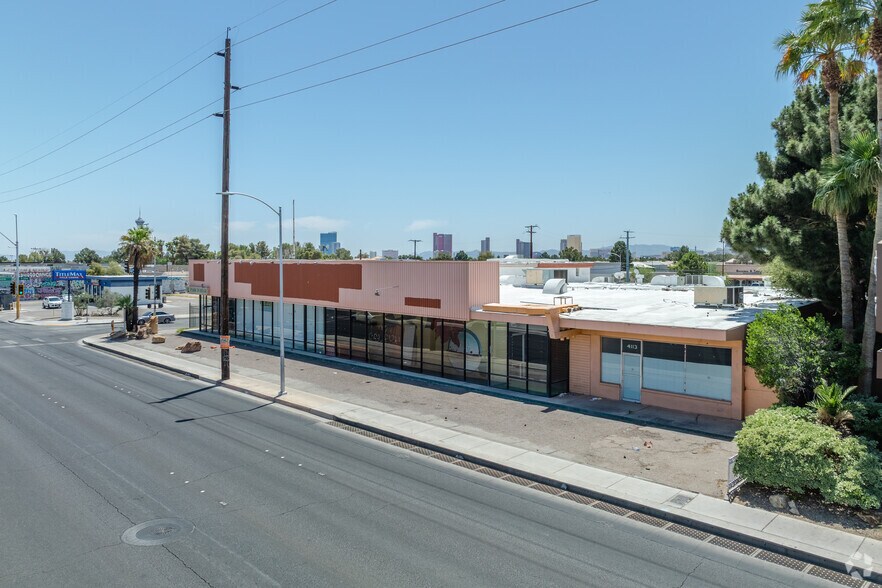 More Photos Of 4101 W Charleston Blvd, Las Vegas Freestanding For Sale