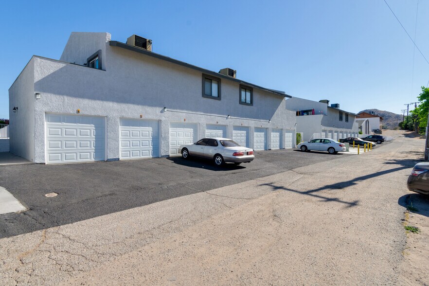 More Photos Of 19087 Allegheny Rd, Apple Valley Apartments For Sale