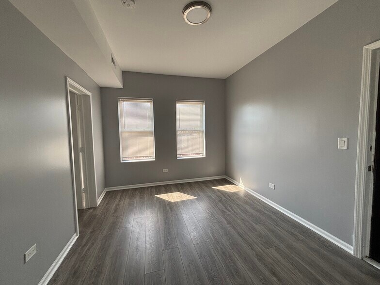 More Photos Of 3548 W 15th St, Chicago Apartments For Sale