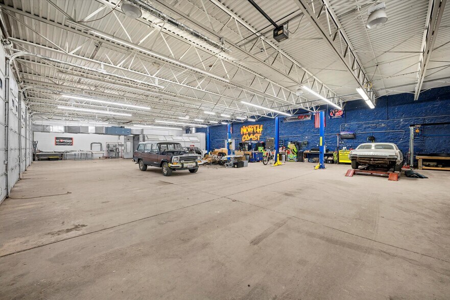 More Photos Of 1728 Sadler St, Sandusky Warehouse For Sale