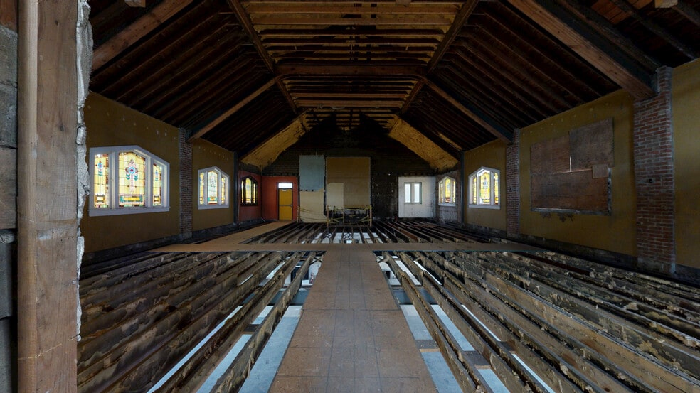 Primary Photo Of 1001 Hosbrook St, Indianapolis Religious Facility For Sale