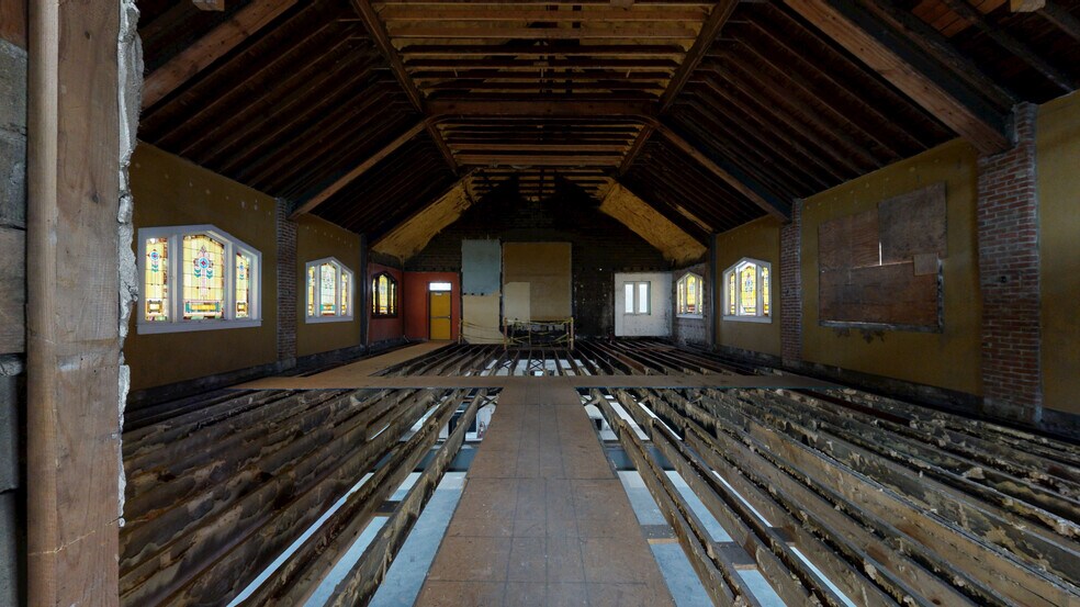 Primary Photo Of 1001 Hosbrook St, Indianapolis Religious Facility For Sale