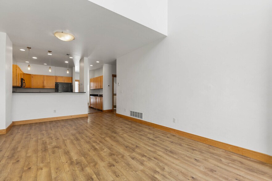 More Photos Of 1281 Stoneridge Dr, Bozeman Apartments For Sale