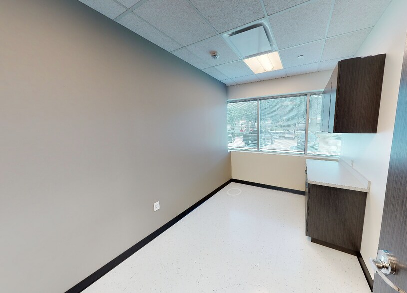 More Photos Of 13114 FM 1960 W, Houston Medical For Lease