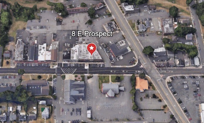 More Photos Of 8 E Prospect St, Waldwick Freestanding For Lease