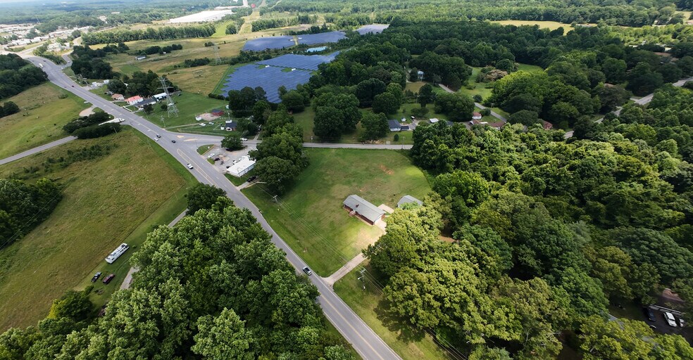 More Photos Of 1013 York Rd, Kings Mountain Land For Sale