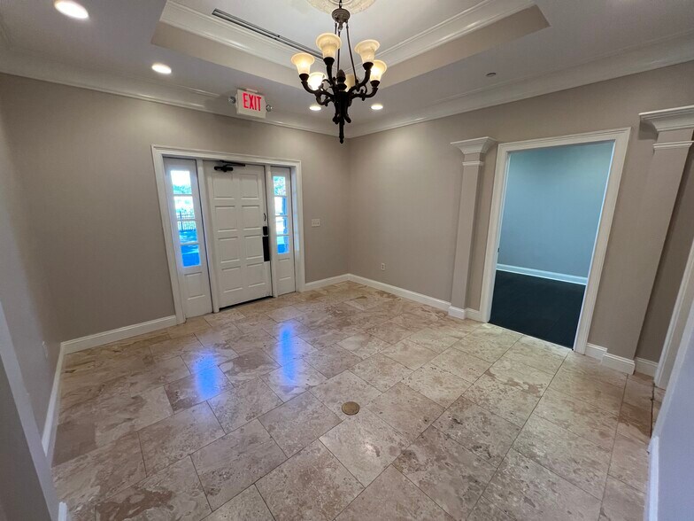 More Photos Of 3040 Highlands Pky, Smyrna Coworking Space