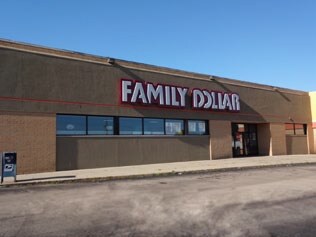 More Photos Of 390 W Chrysler Dr, Belvidere Storefront For Sale