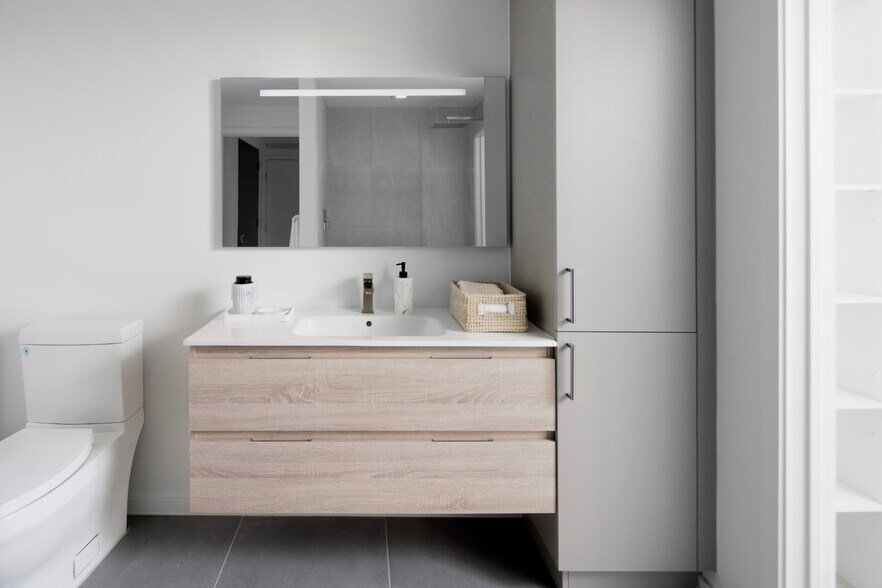 More Photos Of 23 NE 17th Ter, Miami Apartments For Lease