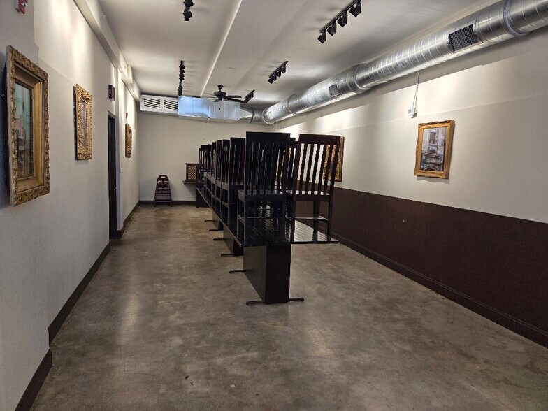 More Photos Of 220 E Commercial St, Springfield Office For Sale