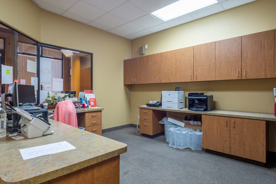 More Photos Of 2980 S Jones Blvd, Las Vegas Medical For Lease