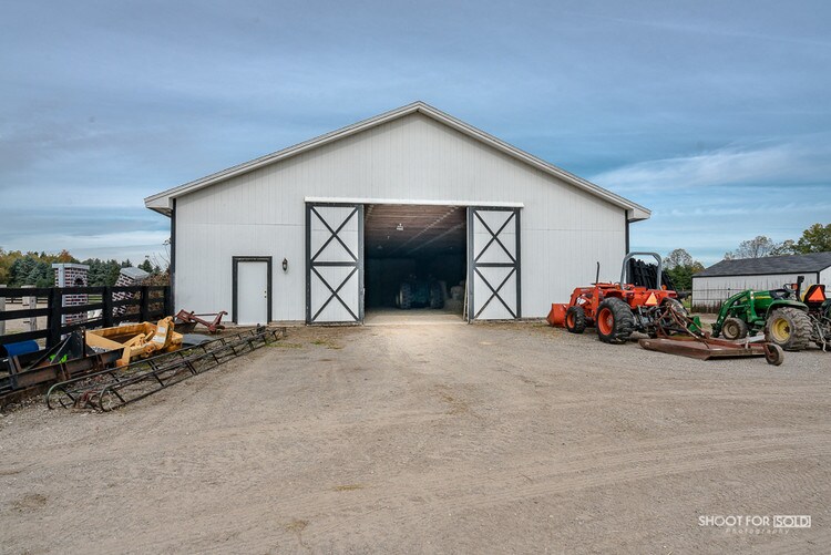 More Photos Of 5820 Shoeman Rd, Haslett Specialty For Sale