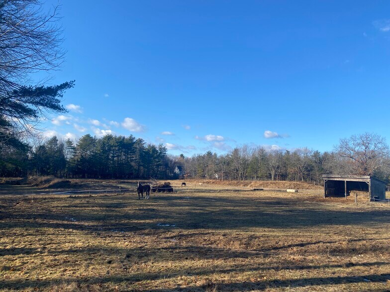 More Photos Of 668 Hollis Rd, Hollis Center Warehouse For Sale