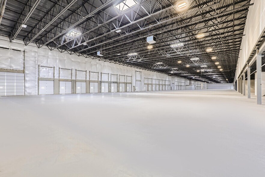 More Photos Of 26100-26120 E 68th Ave, Aurora Warehouse For Lease