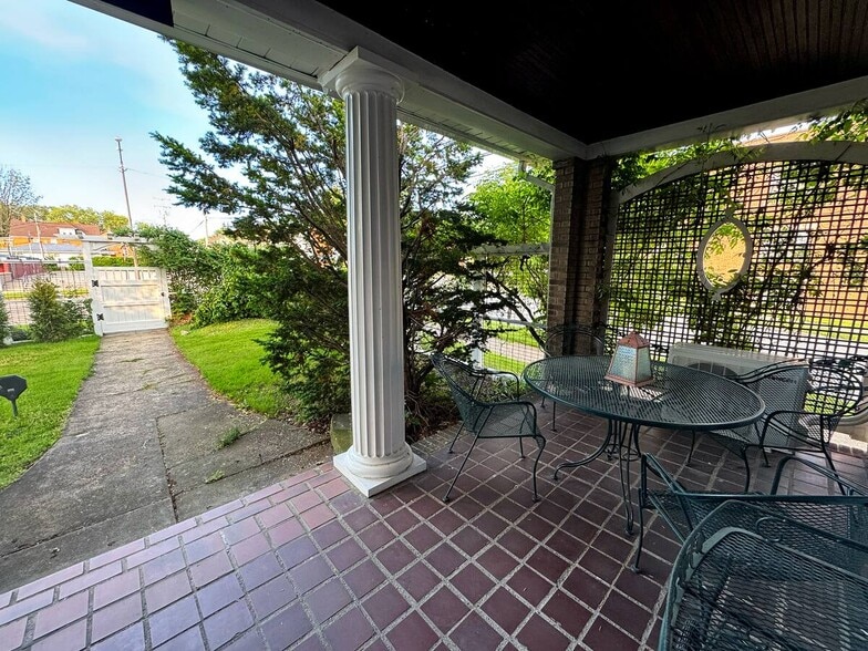 More Photos Of 2926 State St, Erie Multifamily For Sale
