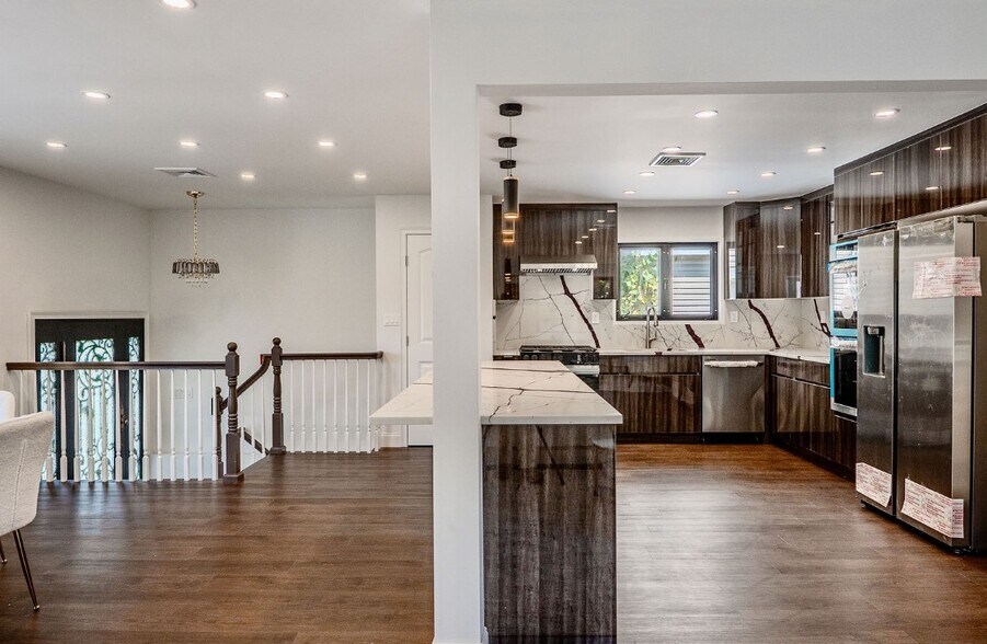 More Photos Of 776 Hempstead Ave, West Hempstead Specialty For Sale