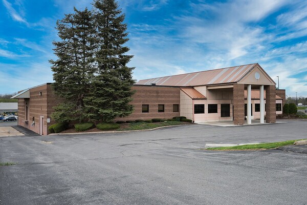 More Photos Of 281 Grant Ave, Auburn Medical For Sale