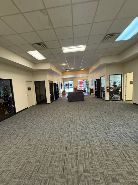 More Photos Of 1910 S Interstate 35, San Marcos Manufacturing For Sale