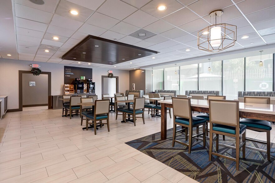 More Photos Of 611 S Westlake Ave, Los Angeles Hotel For Sale