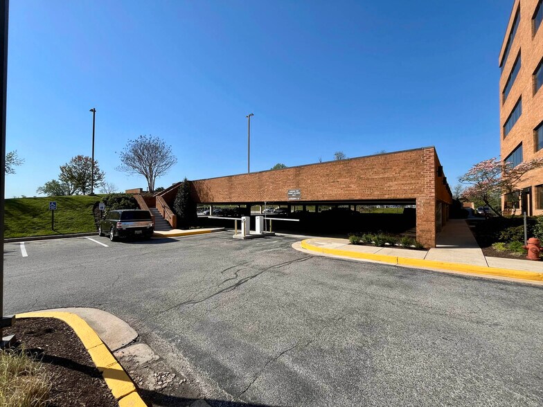 More Photos Of 120 Sister Pierre Dr, Towson Medical For Lease