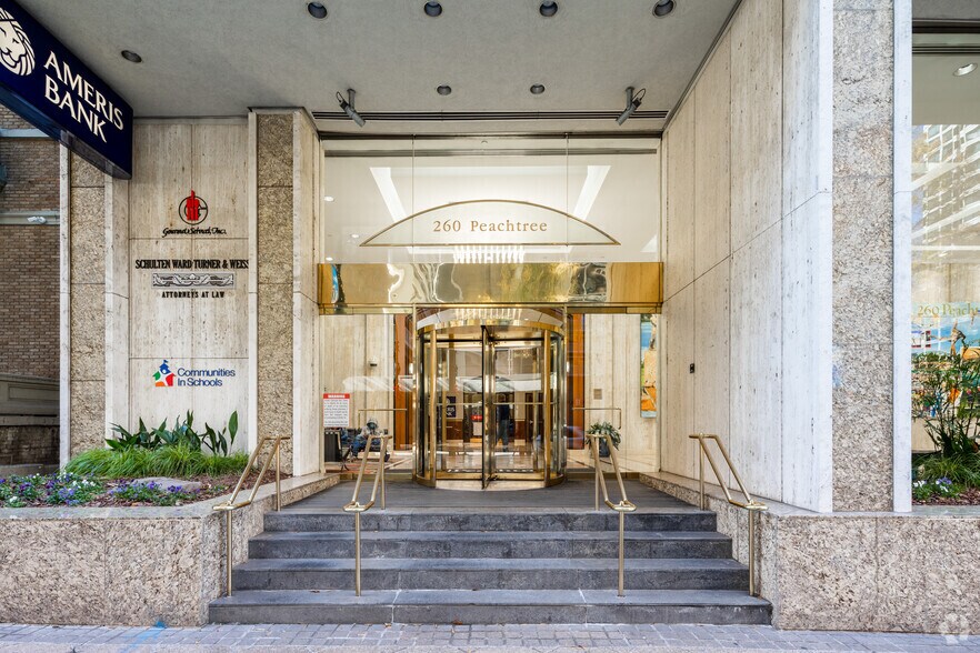 More Photos Of 260 Peachtree St NW, Atlanta Office For Lease