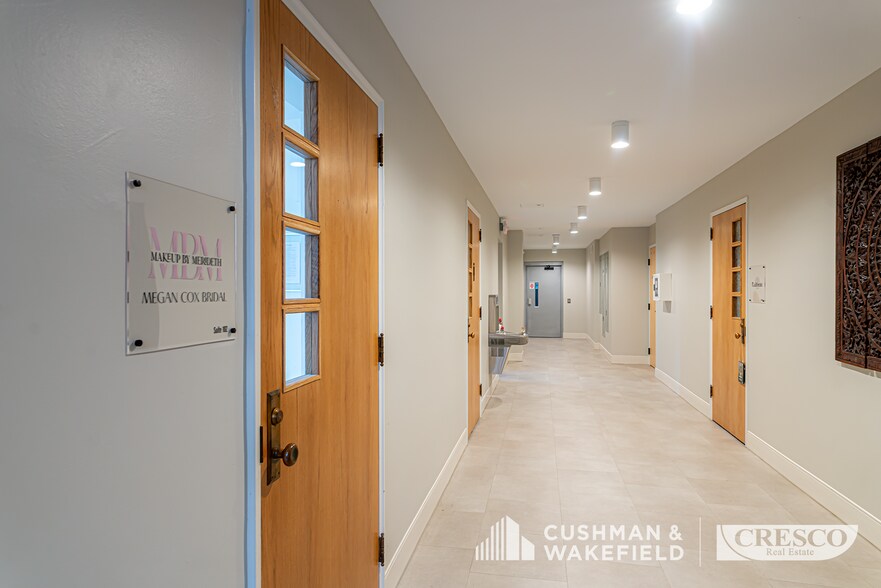 More Photos Of 16300-16306 Detroit Ave, Cleveland Unknown For Lease