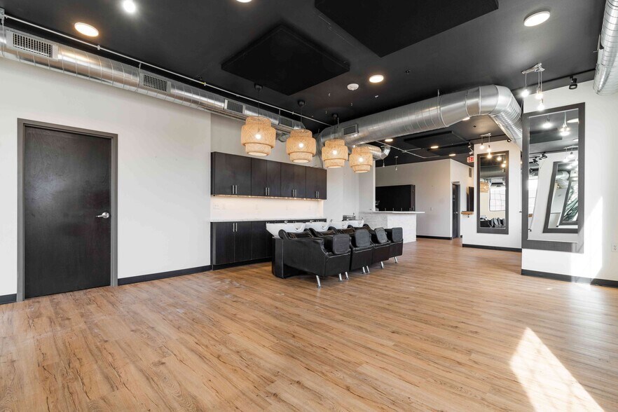 More Photos Of 420 12th Ave SE, Cedar Rapids Office Residential For Sale