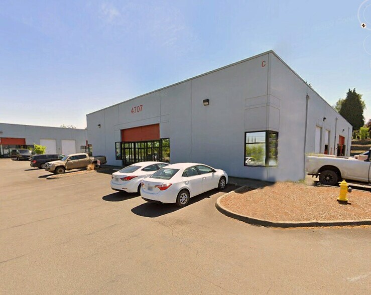 More Photos Of 4707 NE Minnehaha St, Vancouver Distribution For Lease