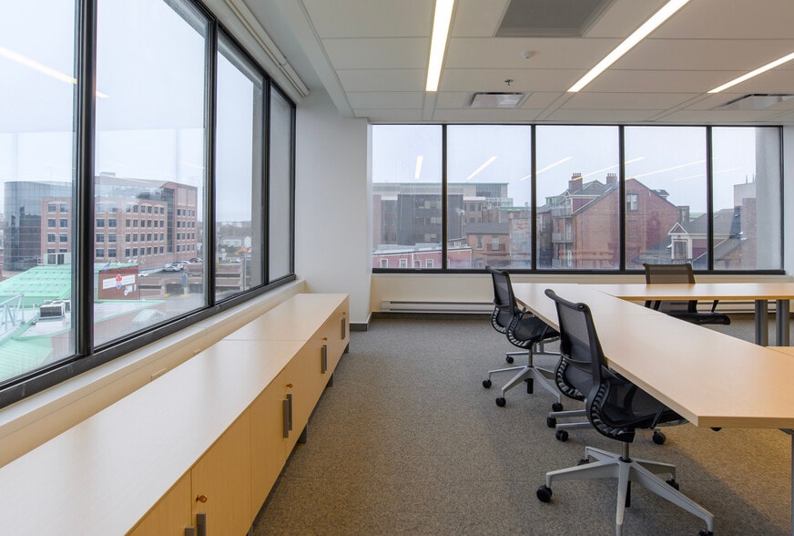 More Photos Of 15 Market Sq, Saint John Office For Lease